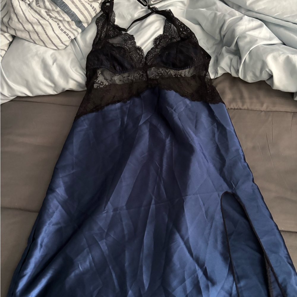 Elegant Black and Blue Lace Nightgown